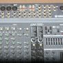 Yamaha EMX5000 12-channel Powered Mixer Image 2