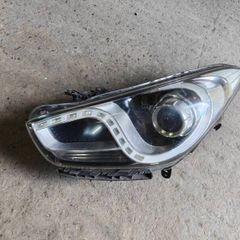 hyundai i40 passenger head light