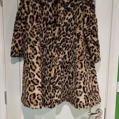 Faux Fur Vintage Leopard Print Coat