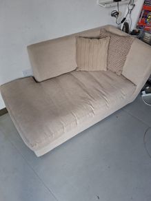Chaise type sofa