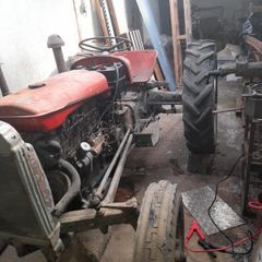 Massey Ferguson 35 and plough