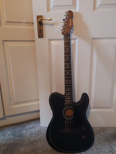 Fender acoustasonic standard  guitar