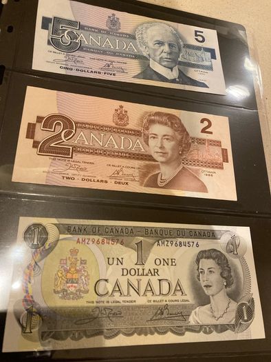 Canada Banknotes lot of 4