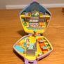 Vintage Polly pocket Polly at the burger stand Image 3