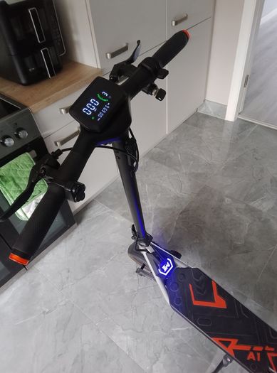 Electric scooter kukirn a1