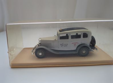 1/43 Scale 1932 Ford V8 Taxi