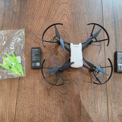 DJI Tello flycam with 2 batteries