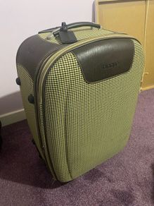 Blaque medium suitcase