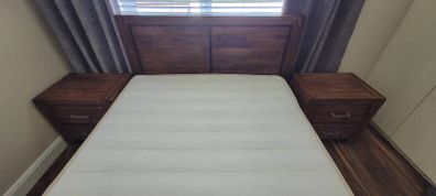 Double Bed & 2 lockers set