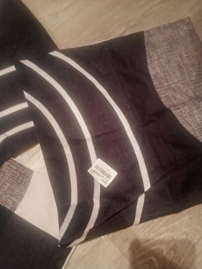 throws x 2 and cussion covers all new