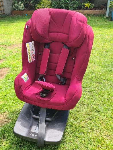 Nuna Rebl Plus baby Car Seat