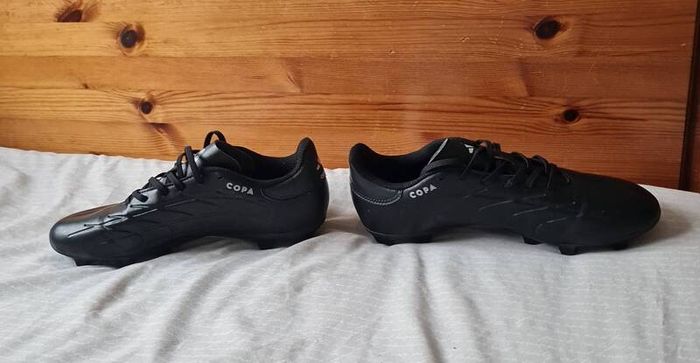 2023 adidas copa pure 2 Size 8 eu 42 2/3 black In like new condition