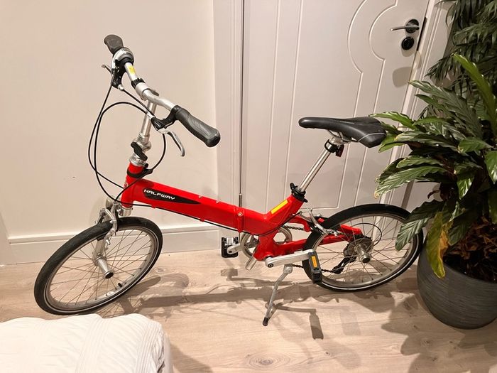 Giant Halfway folding bike