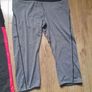 ladies cropped workout bottoms size 14 Image 2