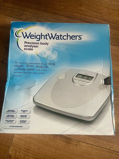 Body smart analysis weighing scale