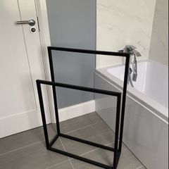 Freestanding Solid Towel Holder LOFT