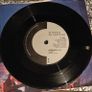 In Tua Nua, Somebody to Love 7",  Irish rock Image 3
