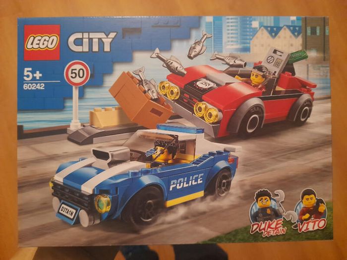 Lego City 3 in 1 bundle pack (set 66682)