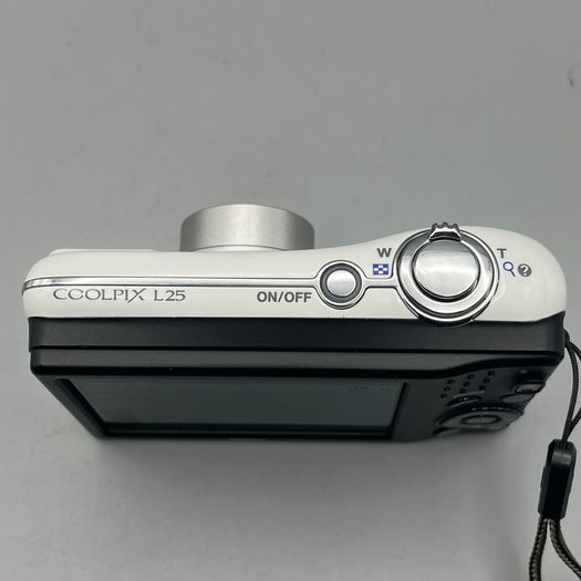 Nikon Coolpix L25 10.1MP Digital Camera White