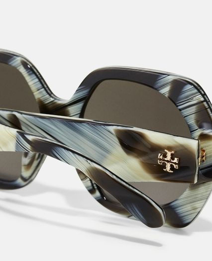 Indulge in the ultimate luxury with these spectacular Tory Burch