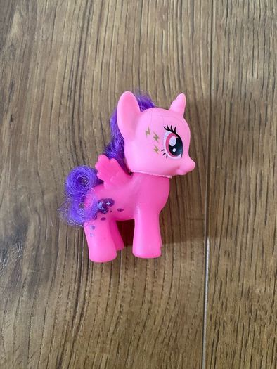 4 Kids Pony Toys / Figures