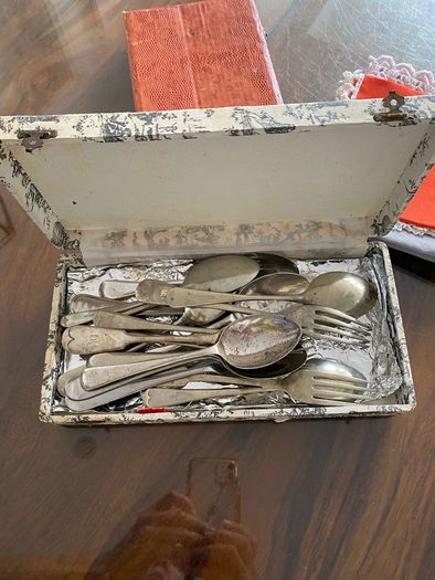 Cutlery - forks & spoons vintage