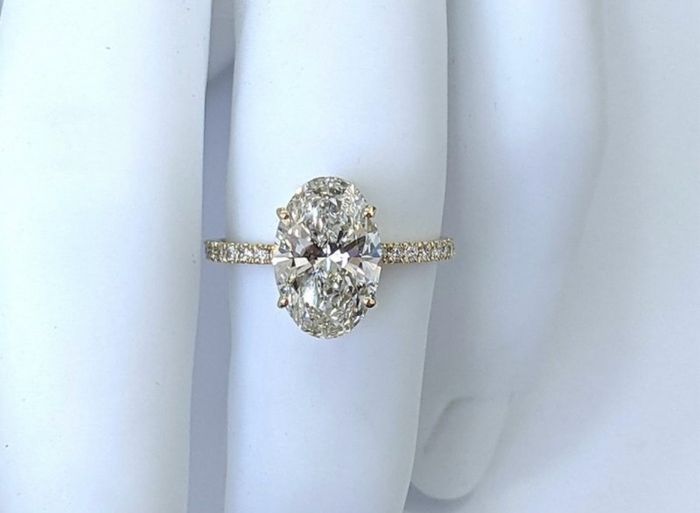3.28ct. Diamond Engagement Ring with IGI Certificate