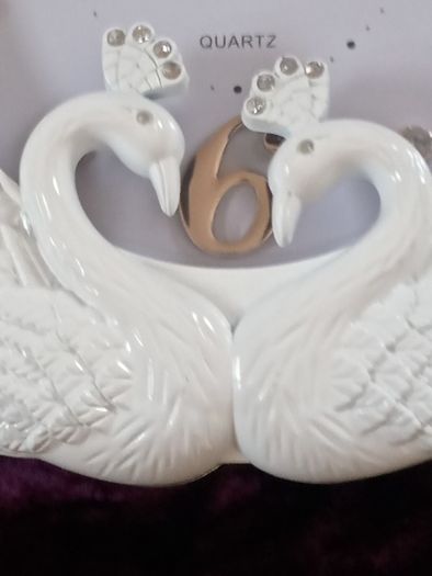 Beautiful Big, Oval Peacock Clock, pwo