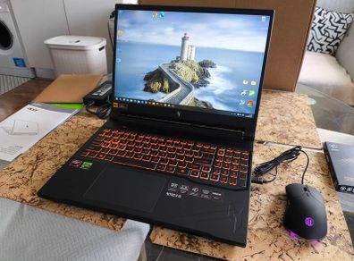Gaming Laptop Acer Nitro V16 Ryzen 5 8645HS 6/12 Rtx4050 85w 16gb Ddr5 5600mhz 1TB NVMe 16" Ips 1200p 165hz Win11 RGB