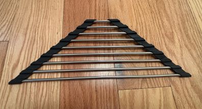 Foldable stainless steel triangle roll-up drying rack for sink corner