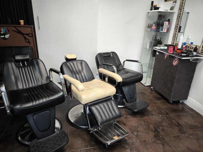 barber station