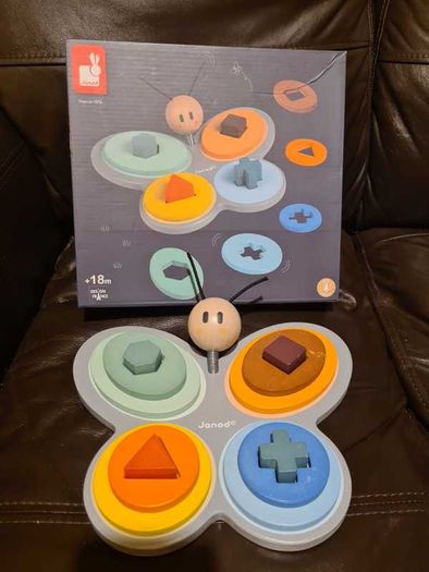 Janod butterfly shape sorter