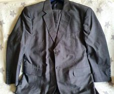 Via Veneto Men's Suit 32w