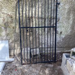 Metal Gate