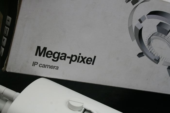 Mega - Pixel IP Camera YN-IP810W Security CCTV Bullet WIRELESS Camera for Surveillance System, IP Weatherproof Indoor Outdoor Camera