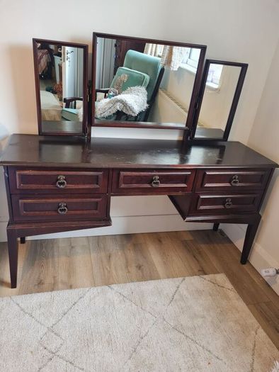 Antique dressing table