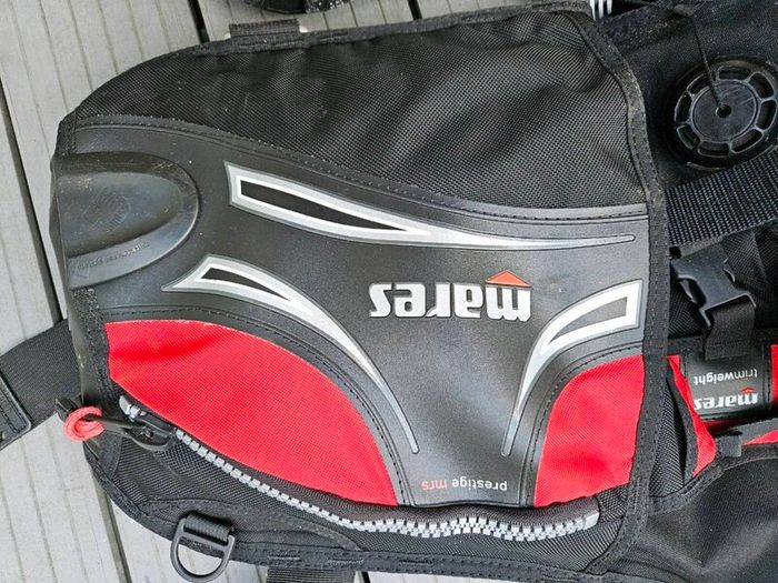 Scuba gear