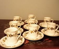 Royal Doulton Larchmont 8 x Flat Demitasse Cup & Saucer Set