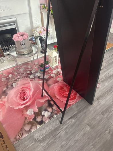 mirror