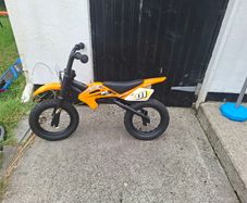 Kids push bike