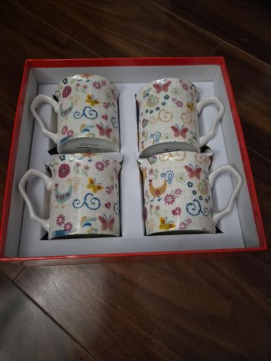 4 Brand new ShannonBridge Designs Mugs
