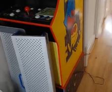 Plug in pac man machine