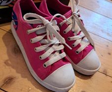 heelys size 1 plus box