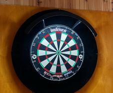 Unicorn Eclipse Pro Dartboard + Light & Surround