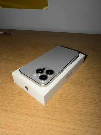 iPhone 15 Pro Max, Natural Titanium 256gb