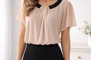 Ladies Top Blouse: Size 10