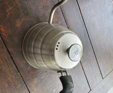 Gator Gooseneck kettle 1.2 l with in built thermometer