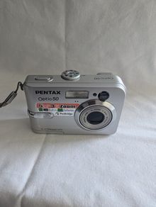 Pentax Optio 50 compact digital camera