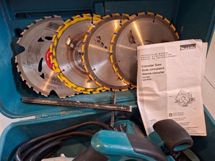 Makita 5007MGA Magnesium 185mm Circular Saw 110v