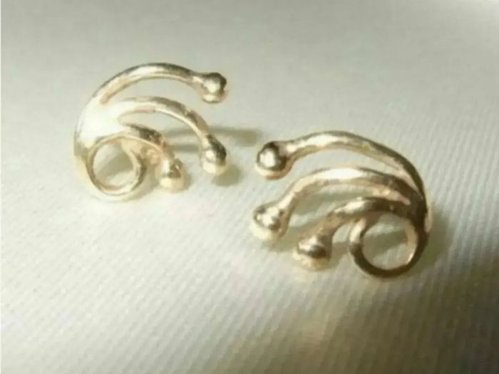 Vintage 9ct Gold Earrings